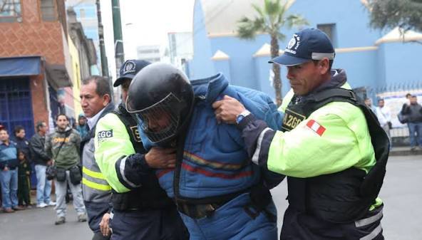 Serenazgo y policía en una intervención